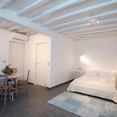 Dimilia Villa *